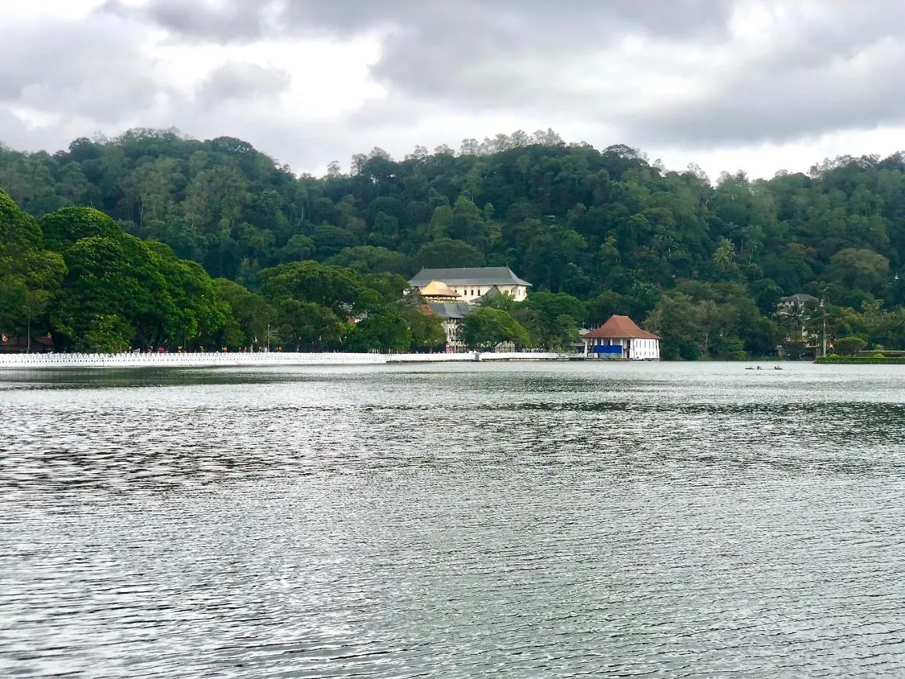 The Radh Hotel Kandy
