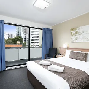 https://metropolitan-motor-inn.queenslandhotels.net