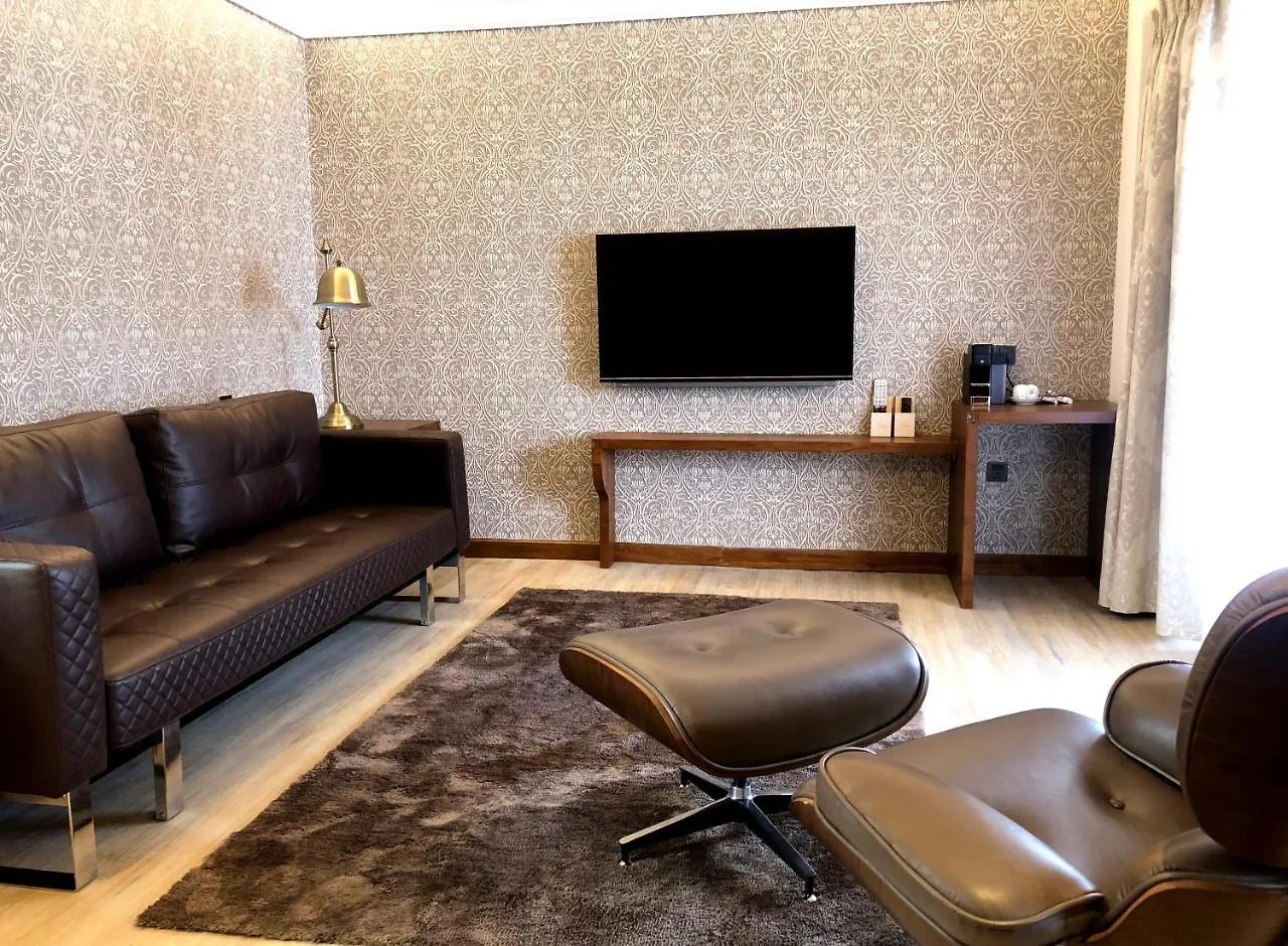 The Radh Hotel 캔디